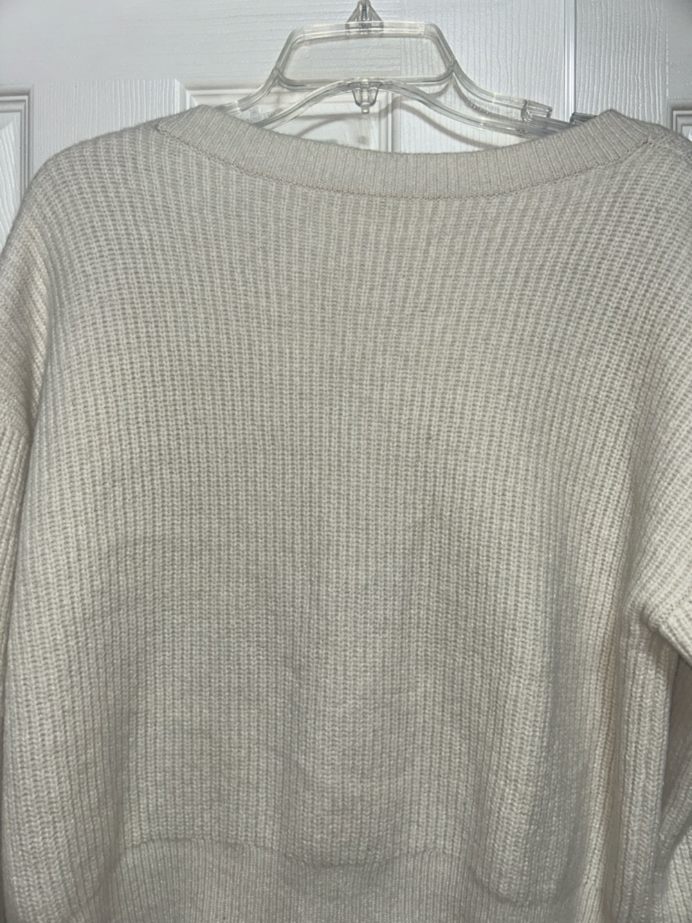 Aritzia Babaton Cream Chunky Merino Wool Lagoon Sweater Cardigan - Size Medium - Picture 5 of 9